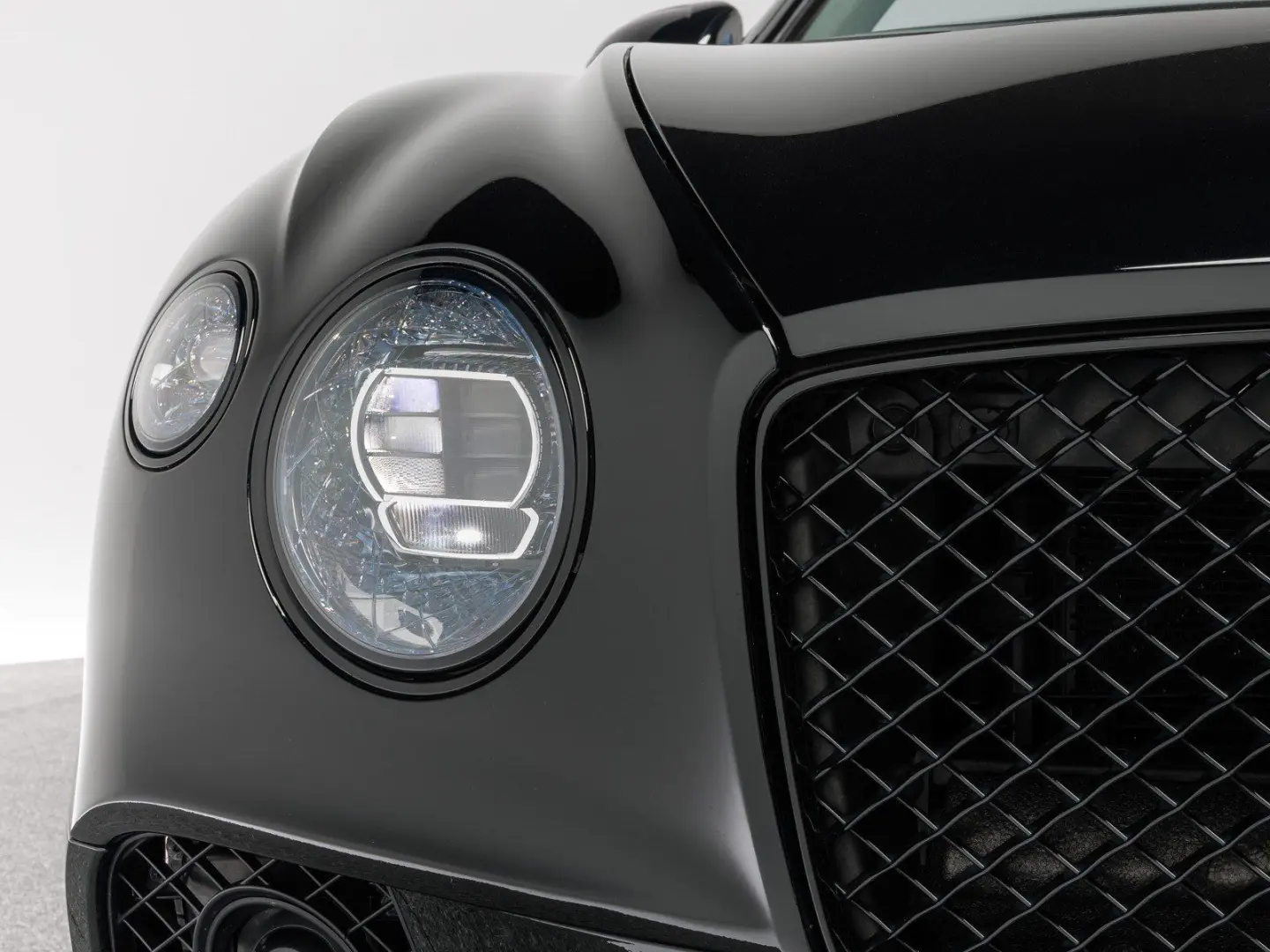 Continental GTC Speed / Akrapovic Abgasanlage