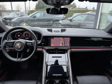 Panamera 4*HD-MATRIX*PANO*BOSE*360°KAM*18-WEGE*