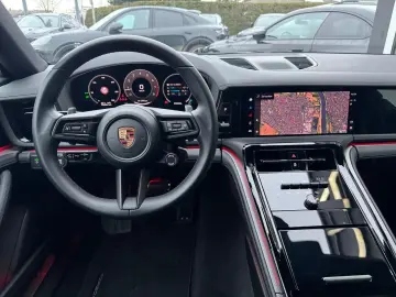 Panamera 4*HD-MATRIX*PANO*BOSE*360°KAM*18-WEGE*
