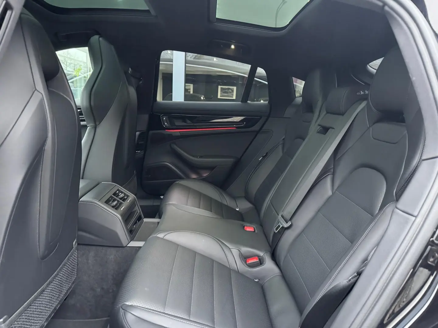 Panamera 4*HD-MATRIX*PANO*BOSE*360°KAM*18-WEGE*