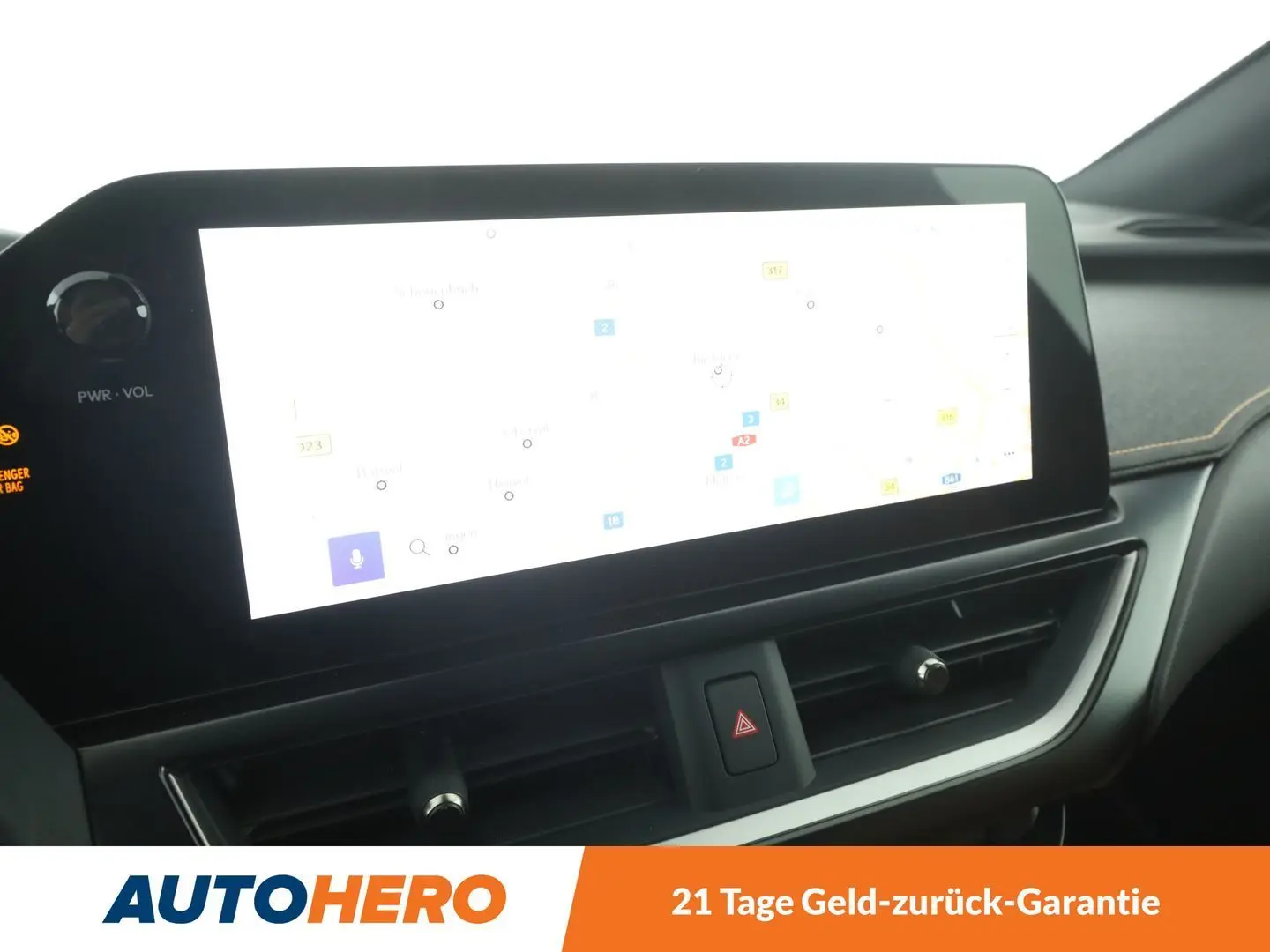 UX-Serie UX 300h F Sport Design Aut.*NAVI*ACC*