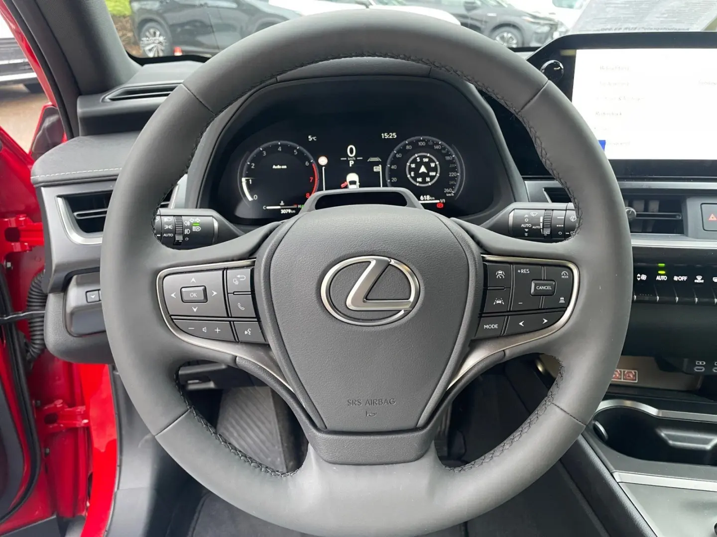 UX 300 h F Sport Design