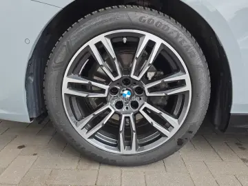 BMW 520i M Sportpaket Komfortsitze Standhzg. AHK