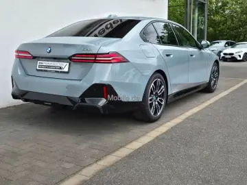 BMW 520i M Sportpaket Komfortsitze Standhzg. AHK