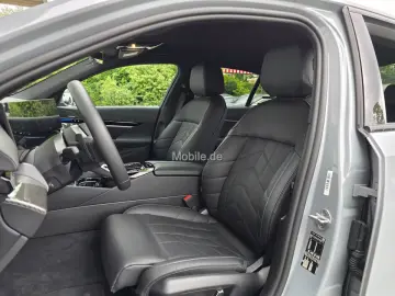 BMW 520i M Sportpaket Komfortsitze Standhzg. AHK