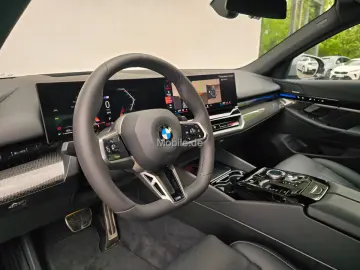 BMW 520i M Sportpaket Komfortsitze Standhzg. AHK