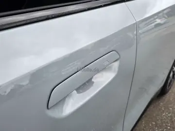 BMW 520i M Sportpaket Komfortsitze Standhzg. AHK