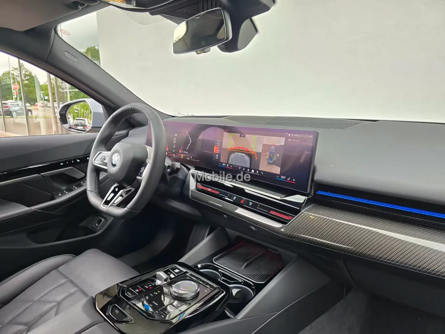 BMW 520i M Sportpaket Komfortsitze Standhzg. AHK