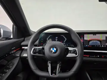 BMW 520i M Sportpaket Komfortsitze Standhzg. AHK
