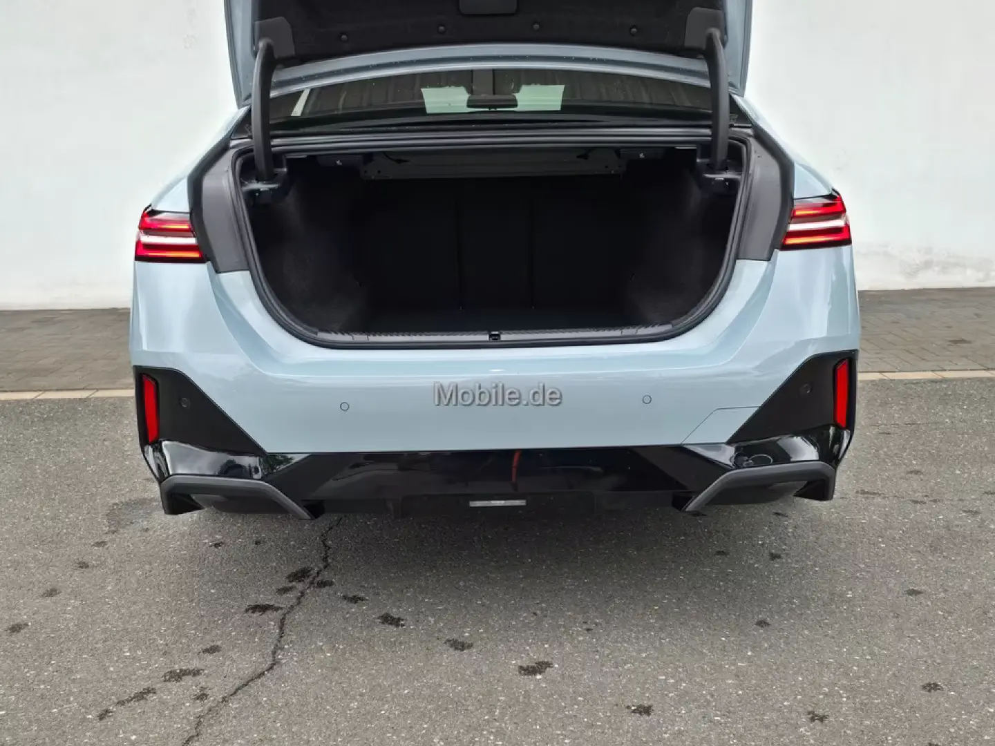 BMW 520i M Sportpaket Komfortsitze Standhzg. AHK