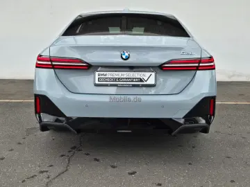 BMW 520i M Sportpaket Komfortsitze Standhzg. AHK