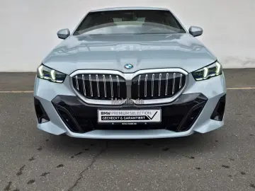 BMW 520i M Sportpaket Komfortsitze Standhzg. AHK