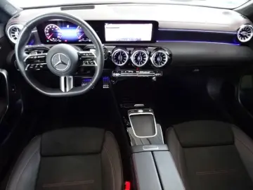 CLA 220 4M *AMG Night Pano AHK Head Premium+