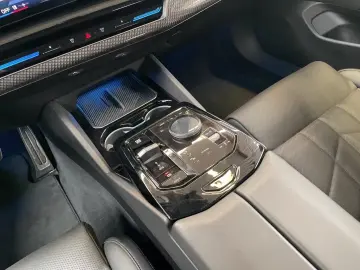 BMW 520i M Sport|Pano|Standhzg.|DA&PA+|H/K