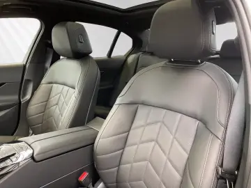 BMW 520i M Sport|Pano|Standhzg.|DA&PA+|H/K