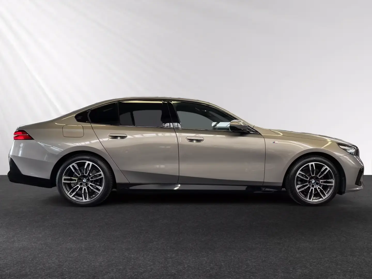 BMW 520i M Sport|Pano|Standhzg.|DA&PA+|H/K