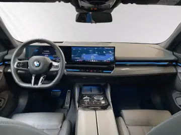 BMW 520i M Sport|Pano|Standhzg.|DA&PA+|H/K