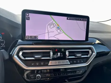 X3 xDrive 30e LC-Prof HUD HIFI PA+ ACC Laser 18