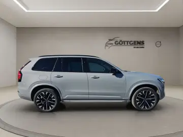 Volvo XC90 T8 Plus Dark PANO 360° HuD 7.SITZER LM21