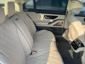 S 450 d 4m lang AMG*Night*HUD*Pano*Burmester*360