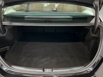 C 300 e AMG+MBUX+LED+Ambiente+Memory+TotW+360°