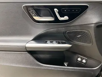 C 300 e AMG+MBUX+LED+Ambiente+Memory+TotW+360°