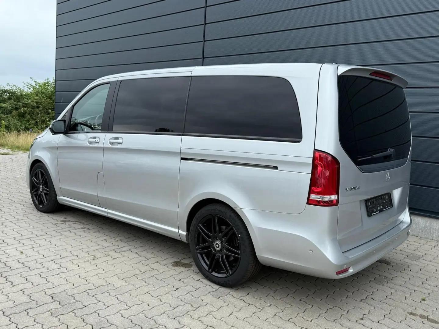 V300d AVANTGARDE Edition AMG Line / 360-Kamera /
