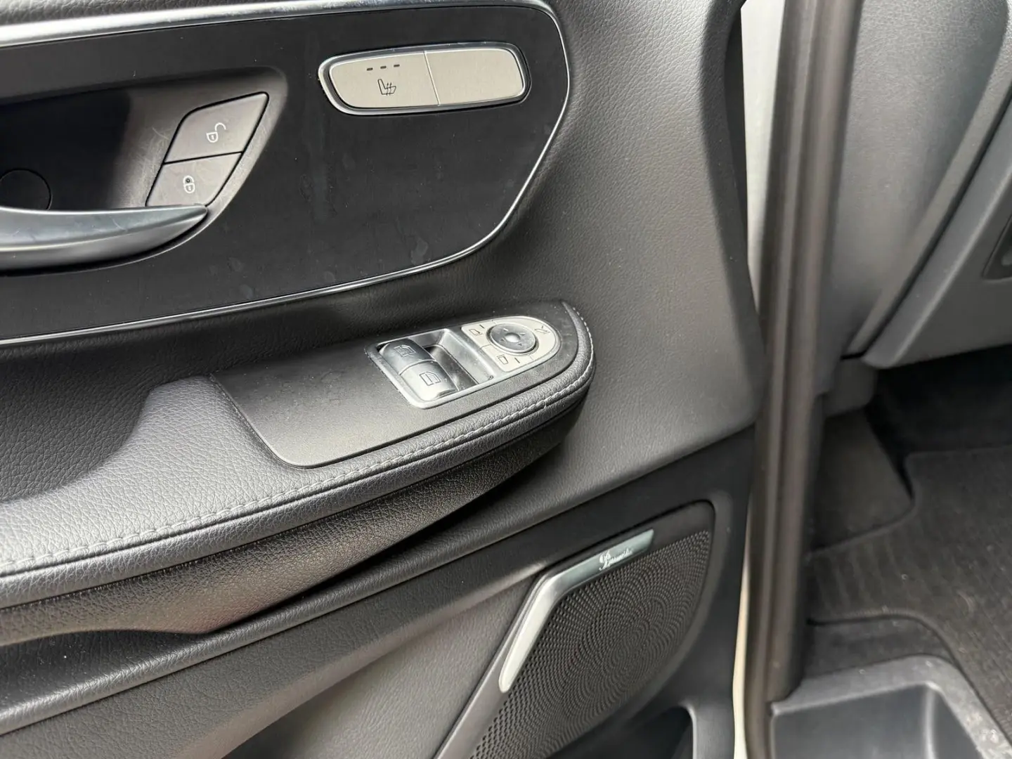 V300d AVANTGARDE Edition AMG Line / 360-Kamera /