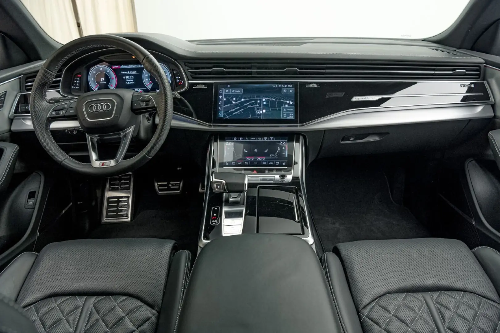 Q8 50 TDI TIPT*S-LINE*AHK*360*MATRIX*PANO*B&O**