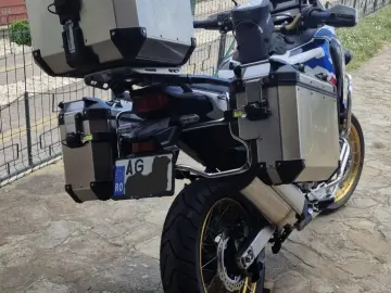 Honda CRF1100D4