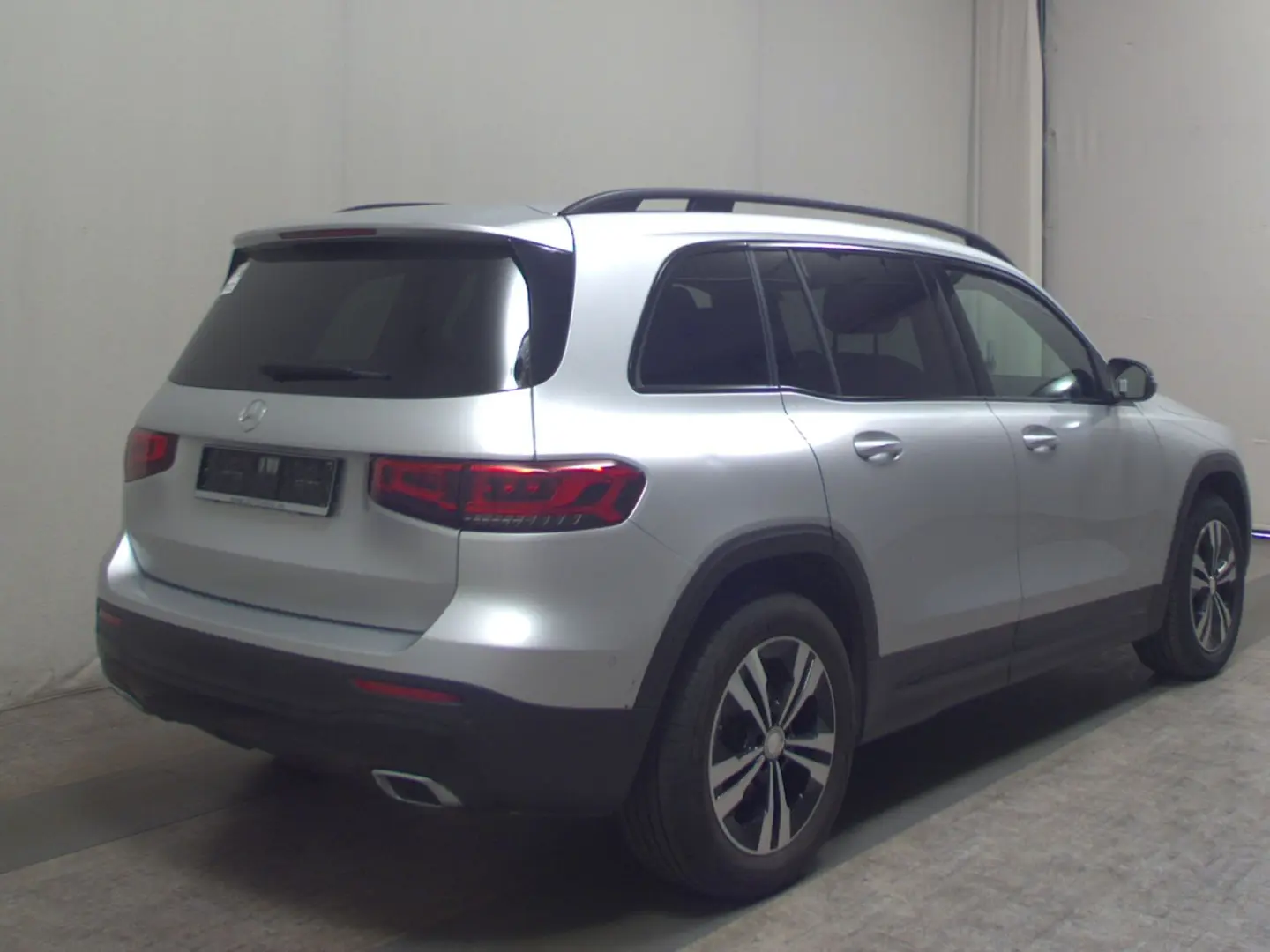 MERCEDES BENZ GLB200 Progressive Night Multibeam