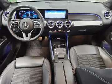 MERCEDES BENZ GLB200 Progressive Night Multibeam