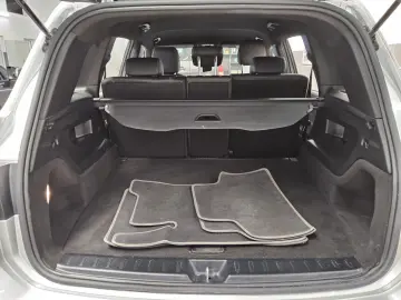MERCEDES BENZ GLB200 Progressive Night Multibeam