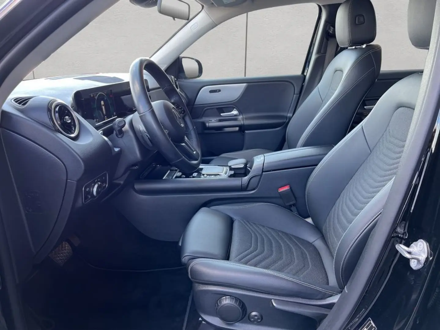 MERCEDES BENZ GLB200 d Style LEASING