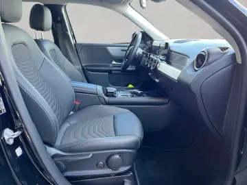 MERCEDES BENZ GLB200 d Style LEASING