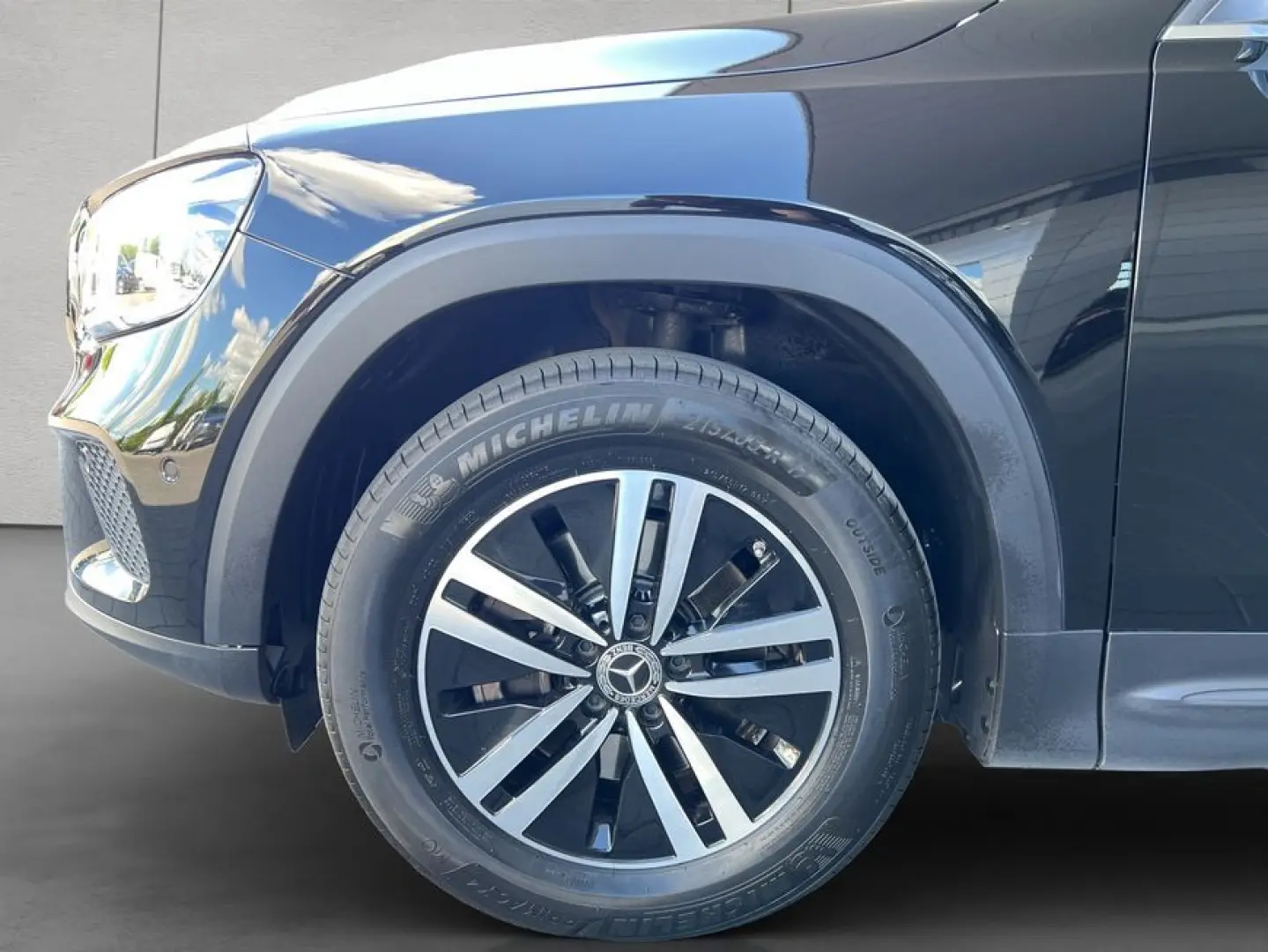 MERCEDES BENZ GLB200 d Style LEASING