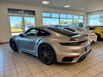 911 992 Turbo S LIFT/Glasdach/ACC/Burmester