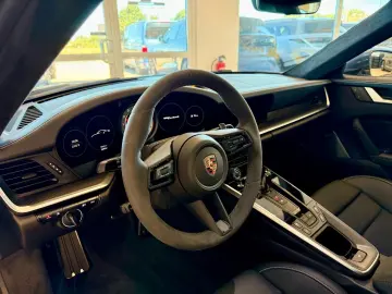 911 992 Turbo S LIFT/Glasdach/ACC/Burmester