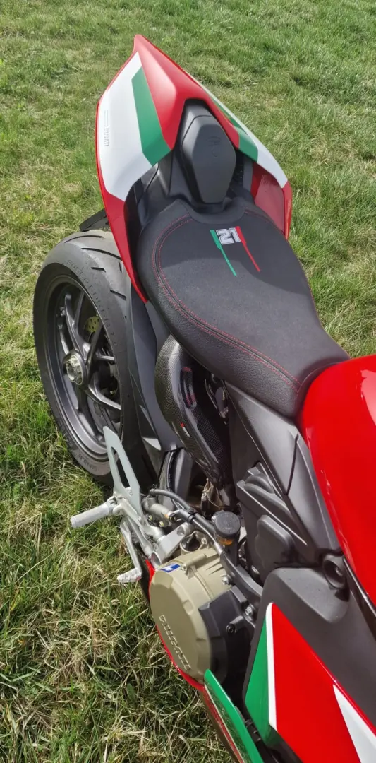 Ducati Panigale V2