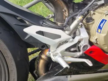Ducati Panigale V2
