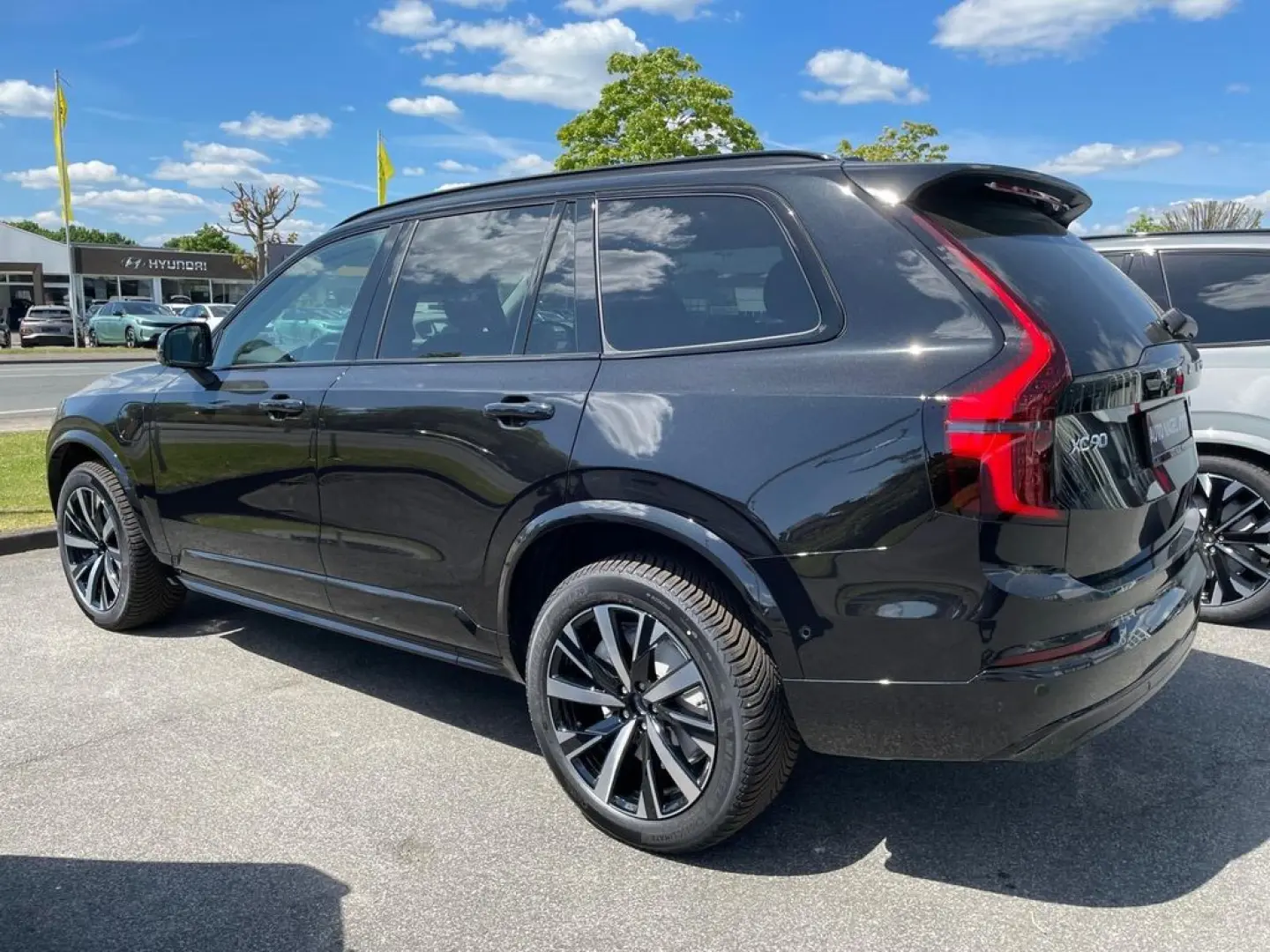 Volvo XC90 Recharge T8 Plus Dark