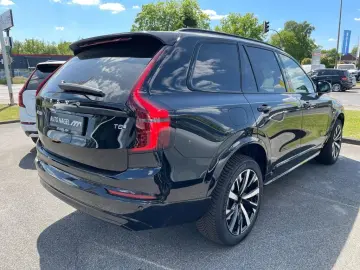 Volvo XC90 Recharge T8 Plus Dark