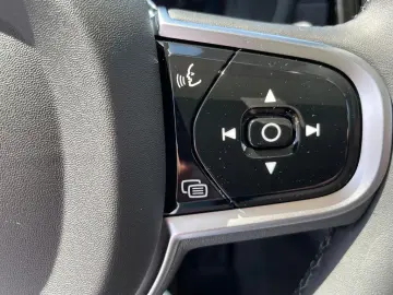 Volvo XC90 Recharge T8 Plus Dark