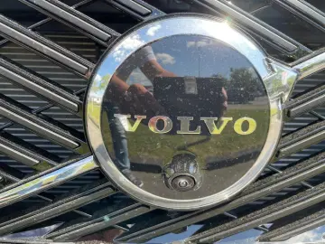 Volvo XC90 Recharge T8 Plus Dark