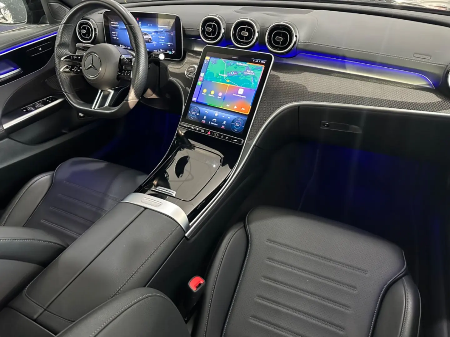 C 300 e Limo*AMG-LINE*KAMERA*CARPLAY*NIGHT*LEDER