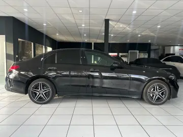 C 300 e Limo*AMG-LINE*KAMERA*CARPLAY*NIGHT*LEDER