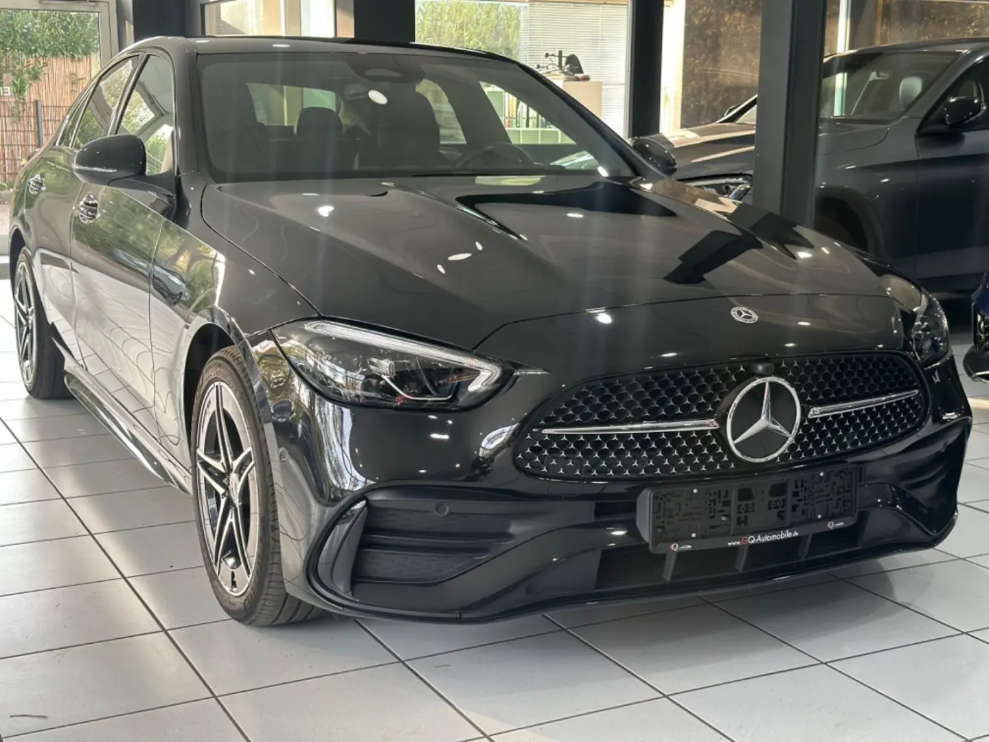 C 300 e Limo*AMG-LINE*KAMERA*CARPLAY*NIGHT*LEDER