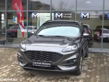 Ford Kuga 2.5 Duratec FHEV AWD ST Line X