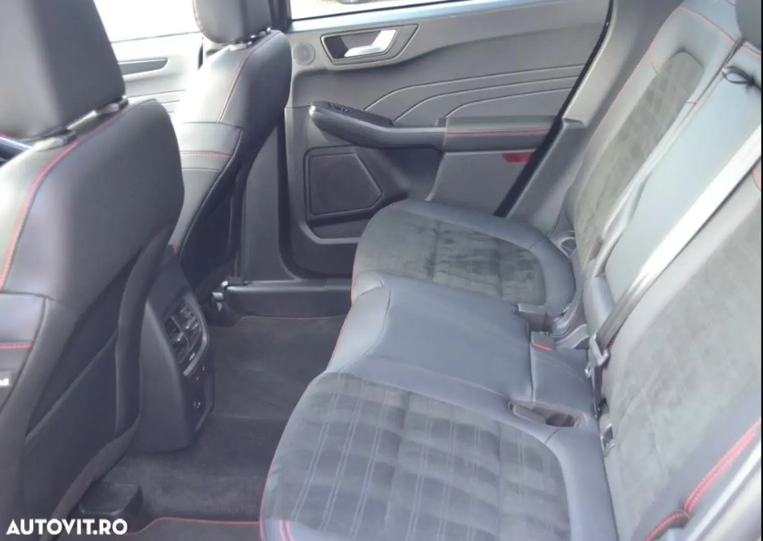 Ford Kuga 2.5 Duratec FHEV AWD ST Line X