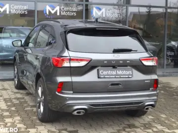 Ford Kuga 2.5 Duratec FHEV AWD ST Line X